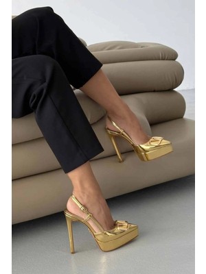 Ayakkabı Prensi Lena V Detaylı Gold Klasik Topuklu Ayakkabı Kadın