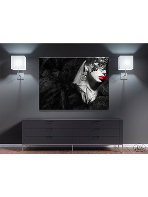 Şehber Tekli Yatay Kanvas Dekoratif Duvar Tablosu, Siyah Tül Maskeli, Kırmızı Rujlu Kadın