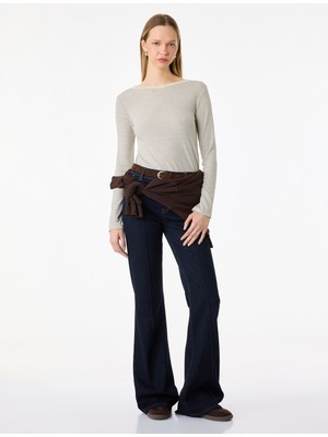 Koton Dantel Detaylı Viskon Karışımlı Kayık Yaka Uzun Kollu Tişört