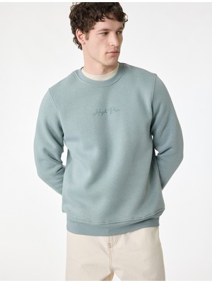 Koton Regular Fit Uzun Kollu Şardonlu Bisiklet Yaka Basic Baskılı Sweatshirt