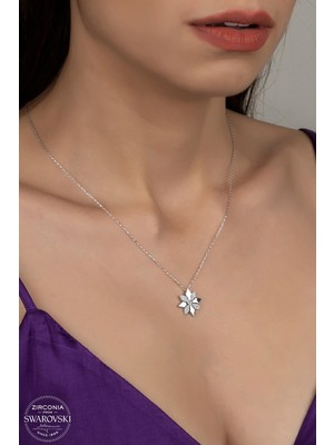 Union Takı Kadın Yıldız Gümüş Kolye 925 Ayar Swarovski Zirkon Taşlı Aşk Temalı