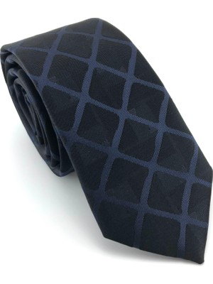 Pierroni Lacivert Kare Desen Slim Kravat Microfiber Kumaş ile Şık ve Modern Tasarım