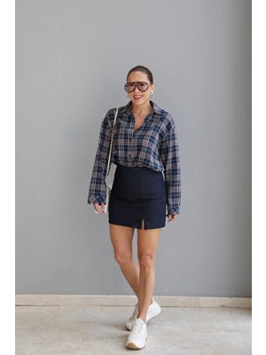 Purple By Banu Lacivert Yırtmaçlı Jean Şort Etek