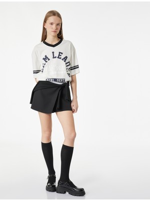 Koton Baskılı Yarım Kollu Oversize V Yaka Tişört