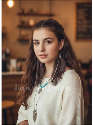 Jivva's Collection Boho Serisi Koleksyonu. Kahverengi Deri Püskül ve Dikdötgen Sallantılı Detaylı Boho Küpe.