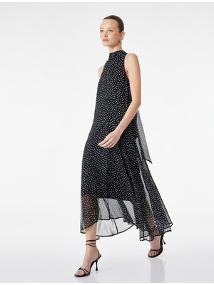 Koton Şifon Kolsuz Kloş Puantiyeli Uzun Halter Yaka Elbise