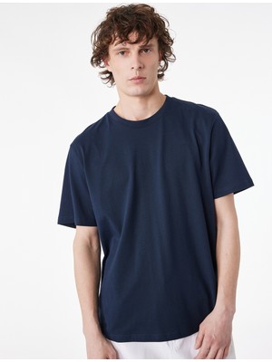 Koton Regular Fit Bisiklet Yaka Pamuklu Basic Kısa Kollu Tişört