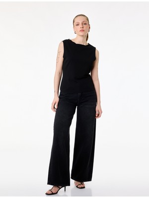 Koton Krep Scuba Slim Fit Bisiklet Yaka Kolsuz Bluz