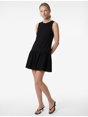 Koton Krep Scuba Kumaş Bisiklet Yaka Kolsuz Fırfırlı Midi Elbise