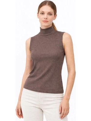Mevese Mio Kahverengi Kadın Yarım Balıkçı Yaka Fitilli Kaşkorse Atlet - Basic Slim Fit Bluz