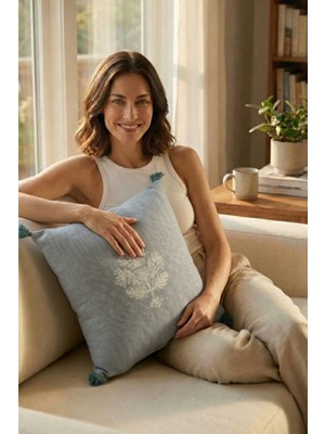 Jojomia Nysa Nakış Detaylı Dekoratif Kırlent Kılıfı 45x45