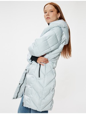 Koton Uzun Kapitone Şişme Mont Kapüşonlu Cepli Fermuarlı