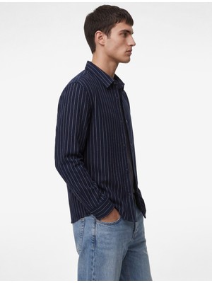 Koton Regular Fit Viskon Karışımlı Çıtçıt Düğmeli Klasik Yaka Uzun Kollu Gömlek