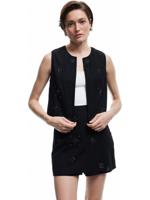 Koton Pamuklu Viskon Kumaş Astarlı Bol Kalıp Bisiklet Yaka Kolsuz Boncuk Işlemeli Yelek