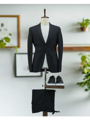 Beystil Sivri Yaka Siyah Spor Casual Jogger Takım Gofre- Slim Fit