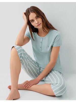 Pierre Cardin Kadın Kısa Kollu Kapri Pijama Takımı – %50 Modal %50 Pamuk, Çizgili Alt, Düğmeli Üst