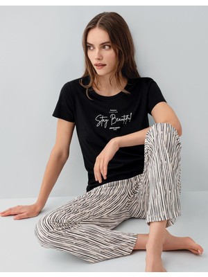 Pierre Cardin Kadın Modal Pamuklu Pijama Takımı – Kısa Kollu Tişört ve Çizgili Alt, Rahat Kesim, Cep Detaylı