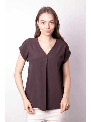 Jument Kadın Ipeksi Krep Kumaş V Yaka Önü Pileli Düşük Omuzlu Duble Kol Bluz-Kahve