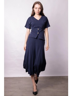 Jument Kadın Yumuşak Dokulu Esnek Kumaş Yüksek Bel Beli Lastikli Cepli Midi Boy Dizaltı Etek-Lacivert