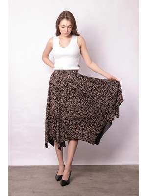 Jument Kadın Desenli Yüksek Bel Sekiz Parça Asimetrik Midi Boy Dİz Altı Etek-Leopar