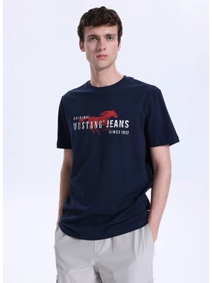 Mustang Bisiklet Yaka Baskılı Lacivert Erkek T-Shirt M6SM-TST1605