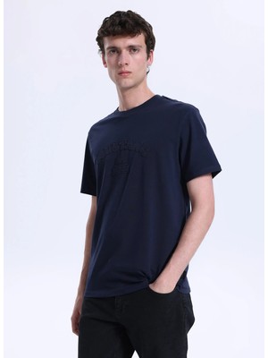 Mustang Bisiklet Yaka Baskılı Lacivert Erkek T-Shirt M6SM-TST1545