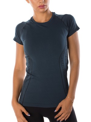 MioFit Kadın Hyper Dry Kısa Kol T-shirt Lacivert Düz Renk Yumuşak Kumaş ile Esnek Tasarım