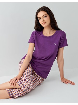 Arnetta Kadın Mor Kısa Kollu Pijama Takımı – %50 Pamuk %50 Modal, Desenli Kapri Alt, Büyük Bedenleri Mevcut