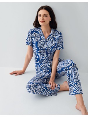 Arnetta Kadın Desenli Kısa Kollu Düğmeli Pijama Takımı – %50 Pamuk %50 Modal, Yumuşak ve Nefes Alabilen