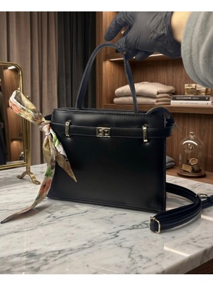 Addy Milano Grace Siyah Fular Detaylı Kilitli El ve Omuz Çantası