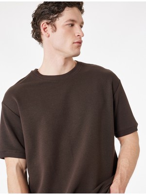 Koton Kısa Kollu Bisiklet Yaka Basic Oversize Tişört
