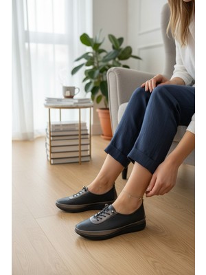 Enoch Kadın Siyah Hakiki Deri Dokulu Minimalist Bağcıklı Comfort Şehir Ayakkabısı