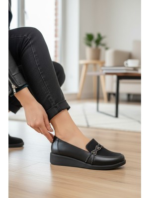Enoch Aksesuar Detaylı Hakiki Deri Ortopedik Kadın Loafer Babet