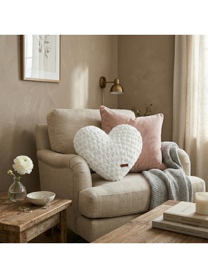 Ayona El Örgüsü Beyaz Puffy Kalp Yastık - Ultra Yumuşak Hediyelik Dekoratif Yastık 44X40 cm