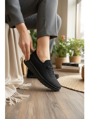 Enoch Hakiki Deri Lastikli Gofraj Dokulu Ortopedik Hafif Taban Kadın Babet