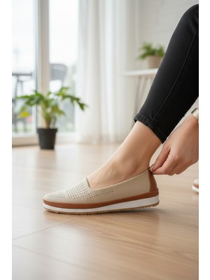 Enoch Hakiki Deri Esnek Yaka Detaylı Ortopedik Comfort Kadın Babet