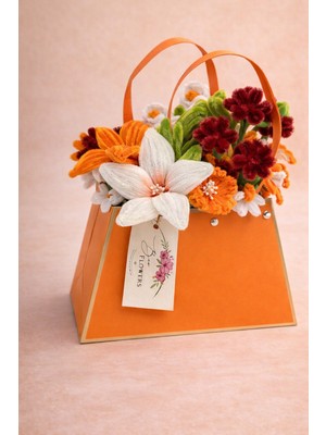 Şönil Lilyum Turuncu Çanta Aranjmanı – Gold Detaylı