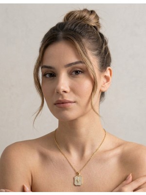 Hayal Çanta Zirkon Taşlı Kutup Yıldızı Plaka Kolye – Gold Renk