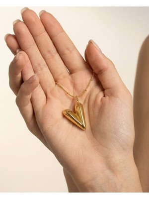 Hayal Çanta 3D Bombeli Minimalist Kalp Figürlü Gold Kolye