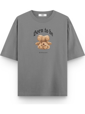 Overoz Teddy Bear Born To Be Different Baskılı Unisex Yarı Oversize T-Shirt 1095