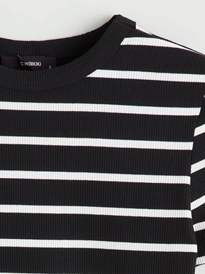 LC Waikiki Siyah Bisiklet Yaka Çizgili Kadın Body