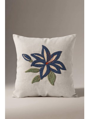 Aryada Mavi Zambak Desenli Kırlent Kılıfı Punch Nakışlı