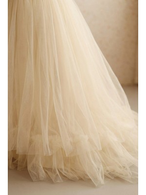 Magu Kız Çocuk Pamuklu Ekru Gül Aplikeli Bluz Etek Takım