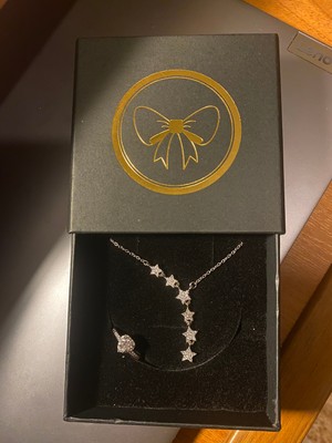 Yıldız Yolu Kolye ve Ciddi Ilişki Yüzüğü Kutulu