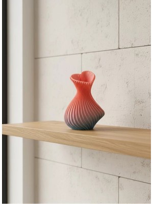 Kalp Tasarımlı Modern Dekor Vazo 15 cm Şık ve Estetik Görünüm Midastech