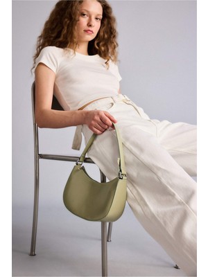 DeFacto Kadın Omuz Çantası H6666AXNS