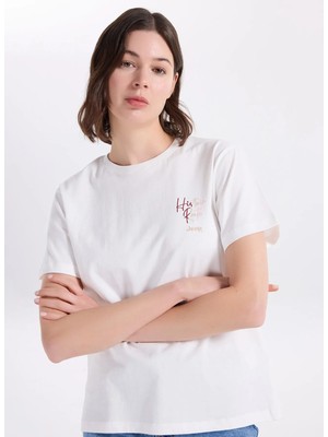 Jeep Kırık Beyaz Kadın Relaxed Baskılı T-Shirt J6SL-TST7011