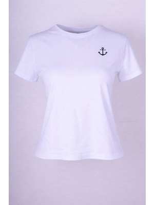 Trender Çapka Baskı Beyaz Kadın T-Shirt 6720