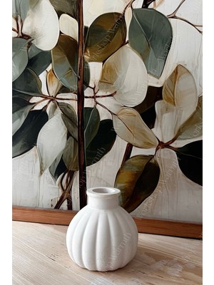 Workshop Warmth  Elara Kabartmalı Dekoratif Vazo