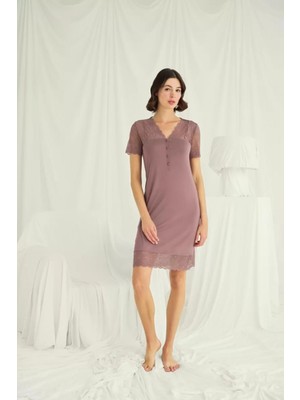 MiraLive Yakası Kolu Omzu ve Eteği Dantelli Önü Düğmeli Gecelik